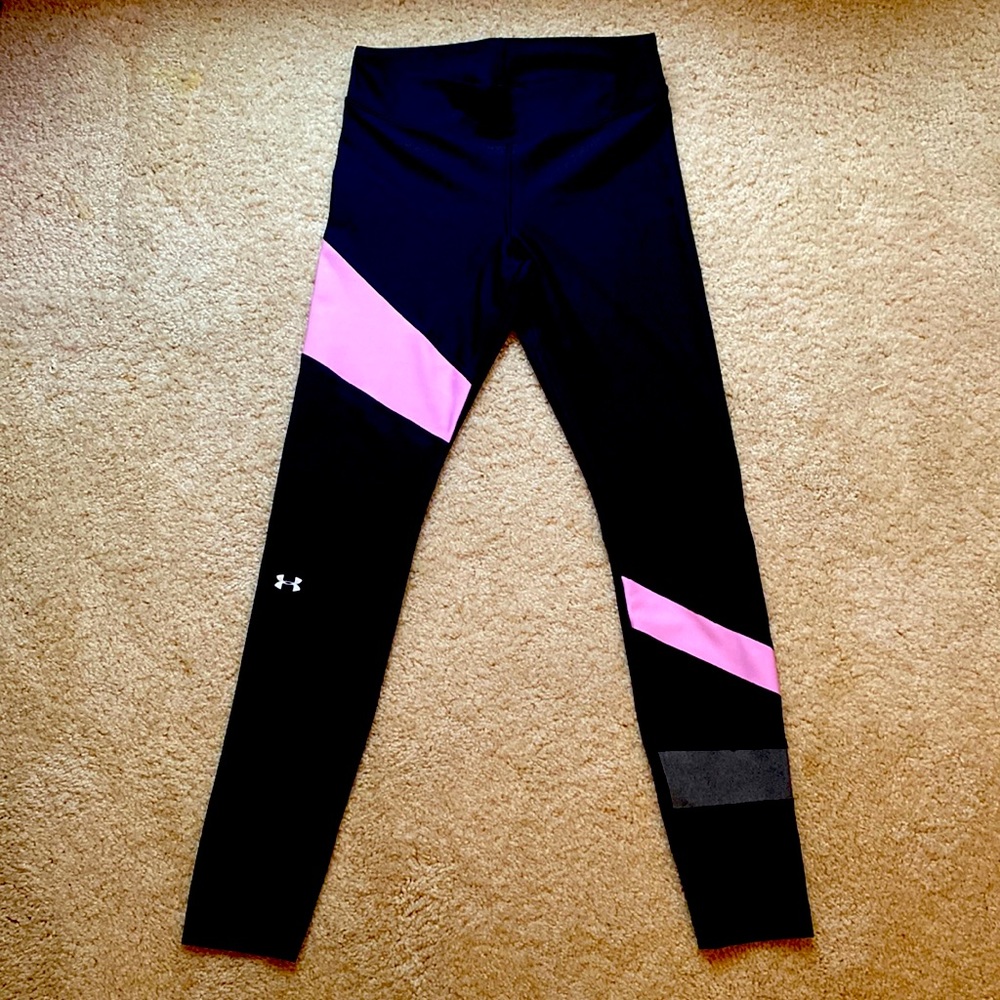 UNDER ARMOUR size Medium workout leggings